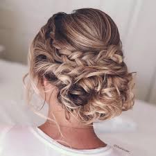 Pin By Hannah Grace On Things To Wear Prom Hair Medium Bridesmaid Hair Medium Length Hair Styles