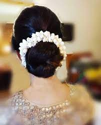 20 Breezy Low Bun Hairstyles With Gajra Bridal Hair Buns Hairdo Wedding Low Bun Hairstyles