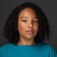 Julia Mclain's Instagram, Twitter & Facebook