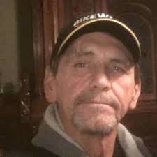 Stream New Kid in Town (Live) [1999 Remaster] (Live; 1999 Remaster) by  Eagles