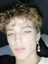 Adrian Junco (adrianjunco41)