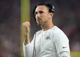 Aaron Rodgers on Matt LaFleur's style: 'Great eyebrow game, right?'