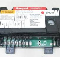 Honeywell S8670E Furnace Pilot Module Control Board S8670E3003