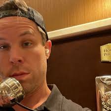 Tony Johnson (@comproalbunsfutbolantigos) • Instagram photos and videos