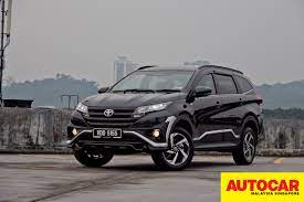 It is available in 5 colors, 2 variants it has a ground clearance of 220 mm and dimensions is 4435 mm l x 1695 mm w x 1705 mm h. 2019 Toyota Rush 1 5s Review For Many Road Trips To Come