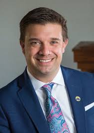 BUILDING BUSINESS BY DEVELOPIN G HIGH-PERFORMANCE TEAM S