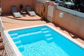 La piscine enterrée est très appréciée des français et cela se comprend aux vues des nombreux avantages qu'elle présente : Piscine Coque Rectangulaire Pas Cher Avec Installation Sur Sur