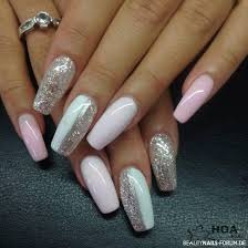 Fingernägel weiß mit glitzer , #fingernagel #glitzer #mit #weiß. 50 Rosa Nagel Bilder Mit Nageldesign 2021