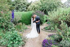 Cambria Pines Lodge Wedding Venue San Luis Obispo Ca 93428 Lodge Wedding Garden Wedding Venue Wedding Venues