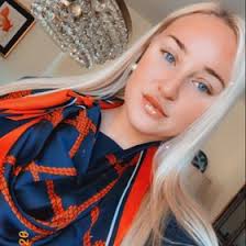 Lucy Reilly (ilovelucy95)