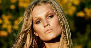 The Fashion Journalist: Editorial: Toni Garrn by James Macari for Vogue  Mexico September 2014