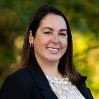 Katelin Fox's Instagram, Twitter & Facebook