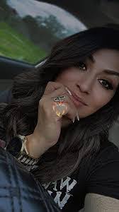 Valerie Alfaro's Instagram, Twitter & Facebook