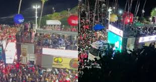 VÍDEO: Olodum recebe vaias após passar sem tocar pelo Cristo e diz que foi ordem da PM
