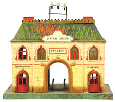 April 19 20 Auction Hand Painted Tin Marklin Central Station German Pre War Nice Early Station Original Railing Lionel Trains Model Trains Model Railway