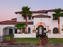 Mediterranean Home With Red Tiled Roof White Stucco House Stucco Homes Exterior House Colors