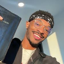 Darius Deon Freeman (@dariusdeon)