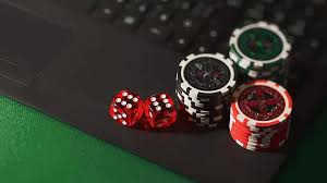 dice, chips, online gambling, online casino, online betting, online sports betting, jackpot, gamble, gambling, poker, casino | Pikist
