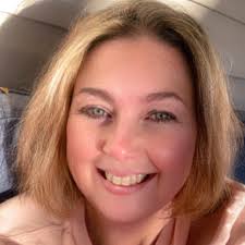 Who owns Tina's Quickstop in Swannanoa, NC and is it available for lease?