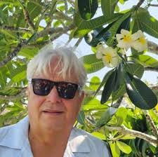 ✨Bangkok is about to shine again! 🎇 Vijit Chao Phraya 2025 lights up the  river from Nov 1–Dec 15 for 45 nights of pure magic and color. 🌈 Tag the  person you