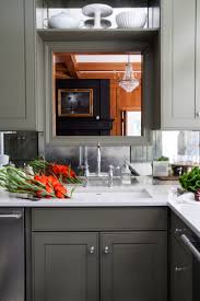mirrored backsplash in the kitchen