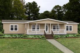 Photos 9028k The Charleston 73bul48643ah Oakwood Homes Of Bristol Bristol Va Mobile Home Porch Manufactured Home Porch Mobile Home Exteriors