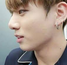 jeon jungkook 전정국 おしゃれまとめの人気アイデア pinterest jimjam ジョングク ピアス ピアス ジョングク