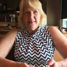 Jennifer Stotts's Instagram, Twitter & Facebook