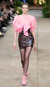 Founded in 2013 by the eponymous designer, marina hoermanseder is a berlin based womenswear label that. Marina Hoermanseder Show Mit Niveau Modacycle
