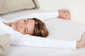 Jika anda terbiasa tidur malam secara telentang, akan sulit untuk tidur dengan nyaman. Malam Ini Coba Tidur Tanpa Bantal Dijamin Besok Pagi 4 Khasiat Kesehatan Ini Langsung Terasa Semua Halaman Grid Fame