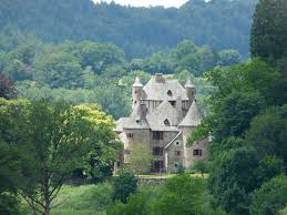 Sensac De Marmiesse Chateau De Veyrieres En 2020 Maison Style Monuments Historiques Chateau
