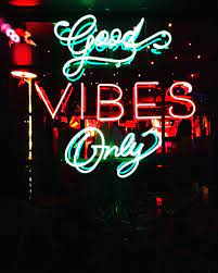 Ne Rien Forcer Si Cela Doit Arriver Cela Arrivera C Est Ma Nouvelle Devise Merci Le Lacher Prise Neon Wallpaper Neon Lighting Neon