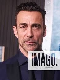 Extraction 2 Premiere