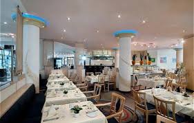 This hotel is opposite the weilimdorf city rail station in stuttgart's weilimdorf business park. Holiday Inn Stuttgart Stuttgart Weilimdorf 4 Sterne