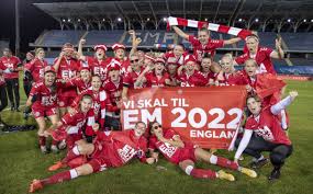 Syv lande havde kvalificeret sig, og sverige var automatisk med som værtsland. Kvindelandsholdet I Fodbold Kvindesport Dk