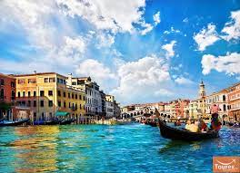 Biletul de avion, cazare de persoana in camera dubla , mic dejun tarifele sunt valabile in limita locurilor. Venetia City Break 2021 Italia Tourex Ro