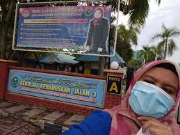 Tujuh murid sekolah kebangsaan (sk) dataran muda, bukit selambau berdepan detik cemas apabila van sekolah yang dinaiki. Sekolah Kebangsaan Jalan 3 Sakk Kal