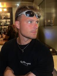 Andrew Collins (@andrewcollllins) • Instagram photos and videos