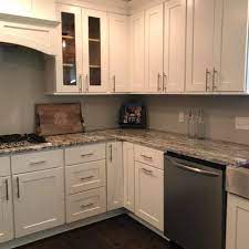 Kitchens st lucia through express kitchens means functionality and practicality achieved by our extensive experience in the industry. St Lucia Granite Granite Countertops Kitchen Remodel Building A New Home