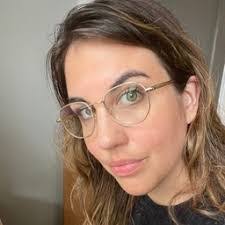 Nicole Caston's Instagram, Twitter & Facebook