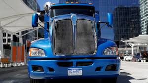 With a payload capacity up to 6 ton and 3 different engine power (99, 135 and 150 hp), 500 series hino 500 series, the medium duty truck, is your perfect work horsepower. Japan S Toyota Isuzu Hino To Create Connected Autonomous Truck Technology Al Arabiya English