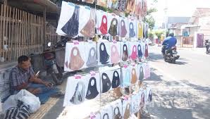 Pabri masker hijab di malang pabrik masker hijab ini produksi masker hijab, masker earloop, masker tali , masker mulut, masker. Permintaan Terus Merosot Penjual Masker Bersambat Kabar Jombang