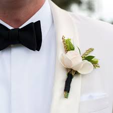 Tips for making a boutonniere. 50 Boutonniere Ideas For Any Wedding Style