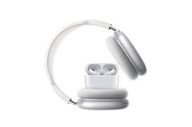 The airpods max cost £549 and are the most expensive of apple's headphones line that includes the £159 the max have apple's h1 chips in them, the same as the airpods pro, which means they. Airpods Max Vs Airpods Pro Which One Should You Buy Beebom