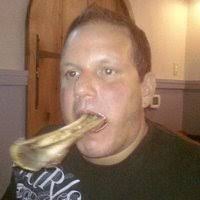 Scott Meskan's Instagram, Twitter & Facebook