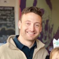 500+ "Strangiò" profiles