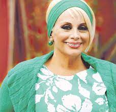 La diva y actriz, carmen barbieri, pasó por un coma inducido debido a una neumonía bilateral derivada del coronavirus, sin embargo. Carmen Barbieri Imdb