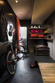 大人の隠れ家 アーバンアウトドア ldk という概念を解放した住まい リノベーション前は一般的な3ld 生きるために 壁を取り払いアーバンアウトドアフィールド という空間を生み出しました 土間スペースは壁面に有孔ボードを使いクリエイティブな毎日をサポ