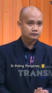 Abdul Aziz Green Eyes