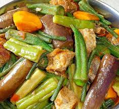 There are two main version of pinakbet, the ilocano version and tagalog version. Pinakbet Mama S Guide Recipes